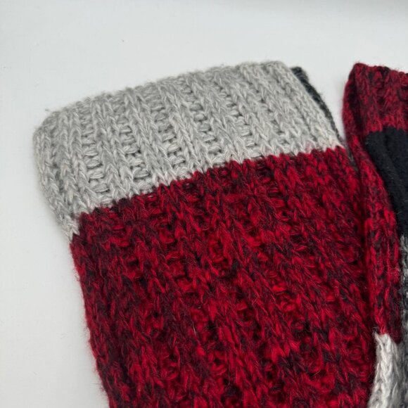 Woman’s scarf acrylic soft warm cozy red black white gray scarf - Picture 2 of 6